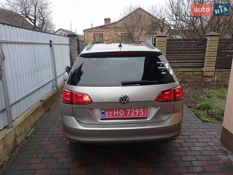Универсал Volkswagen Golf 2014 в Луцке