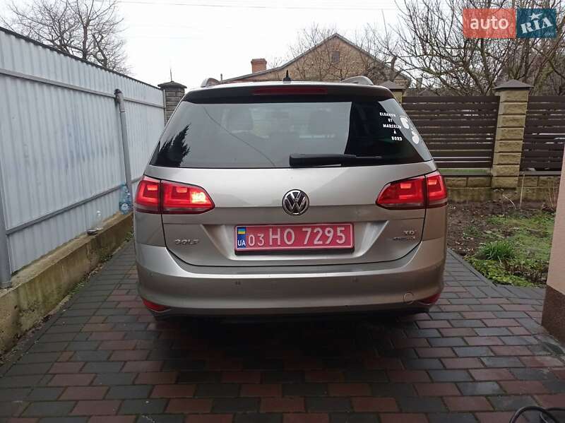 Универсал Volkswagen Golf 2014 в Луцке