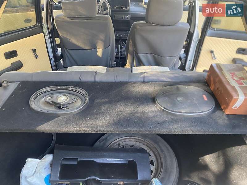 Хэтчбек Volkswagen Golf 1982 в Одессе