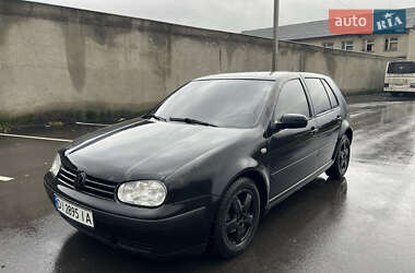 Хэтчбек Volkswagen Golf 2000 в Ужгороде