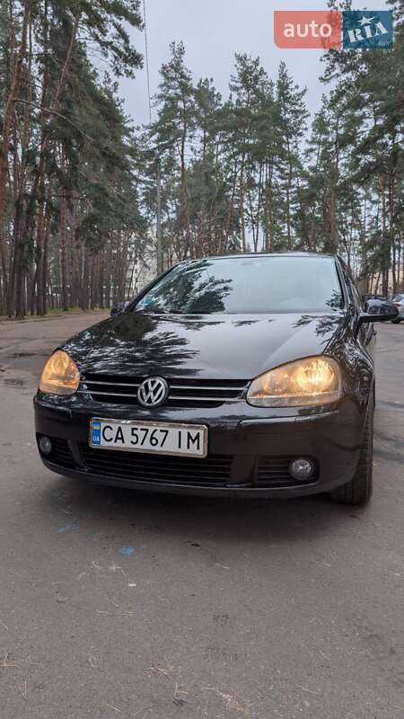 Хэтчбек Volkswagen Golf 2008 в Черкассах