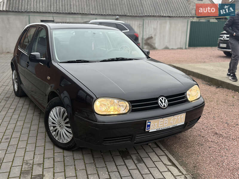 Хэтчбек Volkswagen Golf 1999 в Луцке