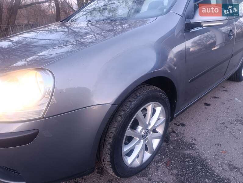 Хэтчбек Volkswagen Golf 2004 в Хмельницком фото 2 Хэтчбек Volkswagen Golf 2004 в Хмельницком