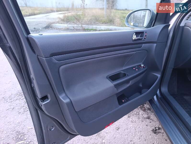 Хэтчбек Volkswagen Golf 2004 в Хмельницком фото 26 Хэтчбек Volkswagen Golf 2004 в Хмельницком