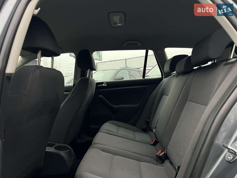 Универсал Volkswagen Golf 2008 в Полтаве