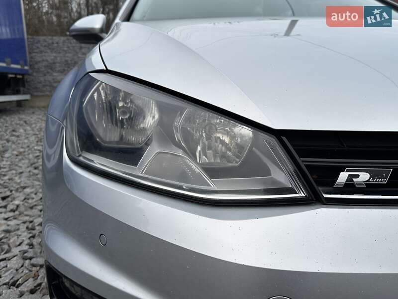 Универсал Volkswagen Golf 2015 в Ровно