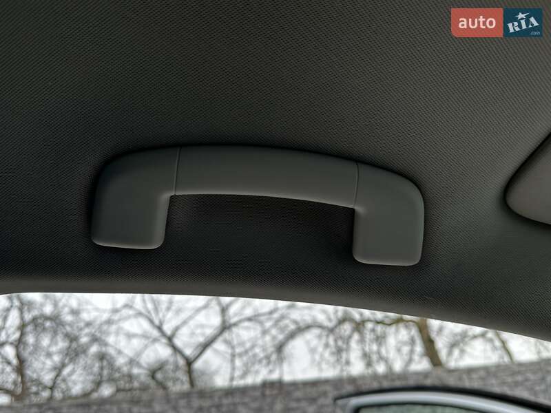 Универсал Volkswagen Golf 2015 в Ровно