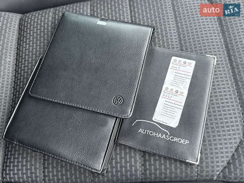 Универсал Volkswagen Golf 2015 в Ровно