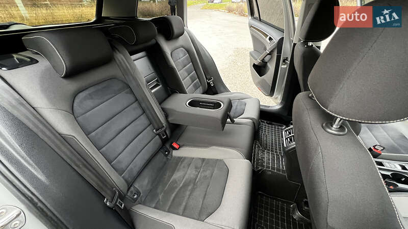 Універсал Volkswagen Golf 2016 в Кам'янець-Подільському