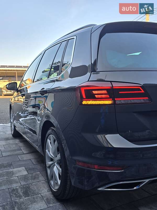 Хэтчбек Volkswagen Golf 2020 в Луцке фото 37 Хэтчбек Volkswagen Golf 2020 в Луцке