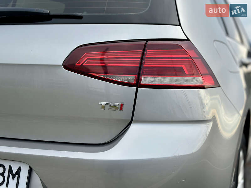 Хэтчбек Volkswagen Golf 2017 в Мукачево