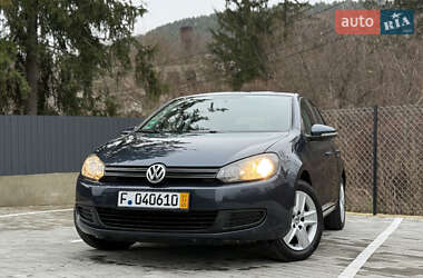 Хетчбек Volkswagen Golf 2010 в Кременці