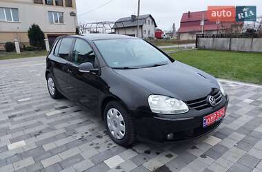 Хэтчбек Volkswagen Golf 2008 в Бучаче