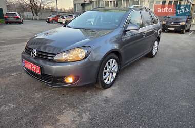 Універсал Volkswagen Golf 2009 в Чернігові