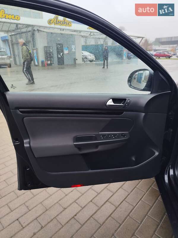 Универсал Volkswagen Golf 2010 в Белой Церкви