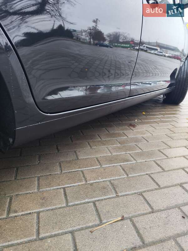 Универсал Volkswagen Golf 2010 в Белой Церкви