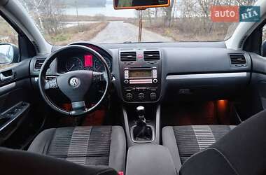 Хетчбек Volkswagen Golf 2008 в Літині