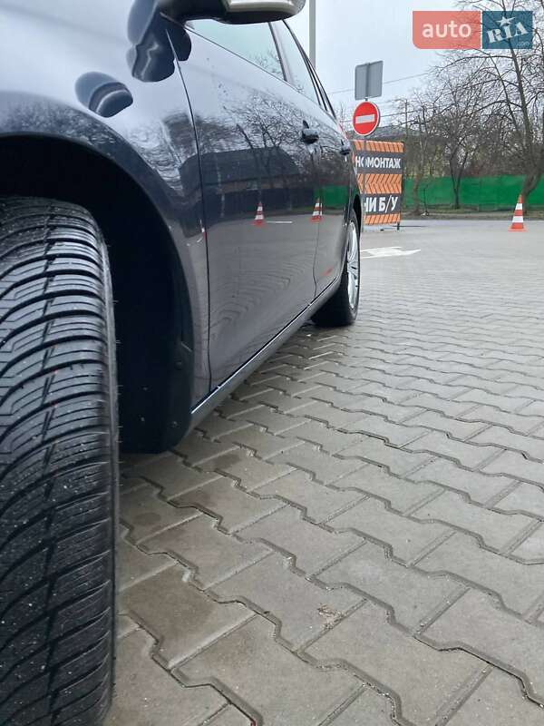 Универсал Volkswagen Golf 2008 в Виннице