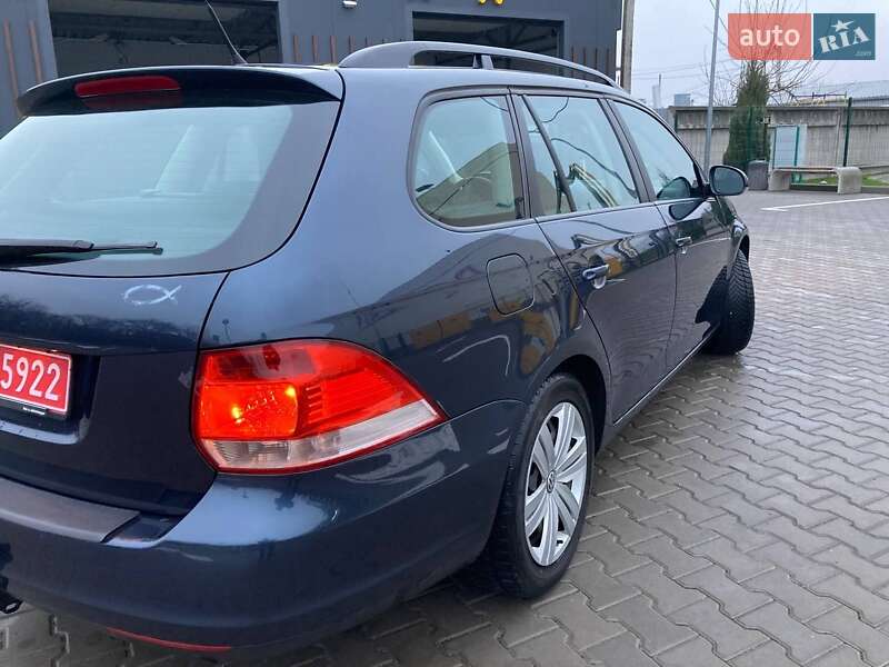 Универсал Volkswagen Golf 2008 в Виннице