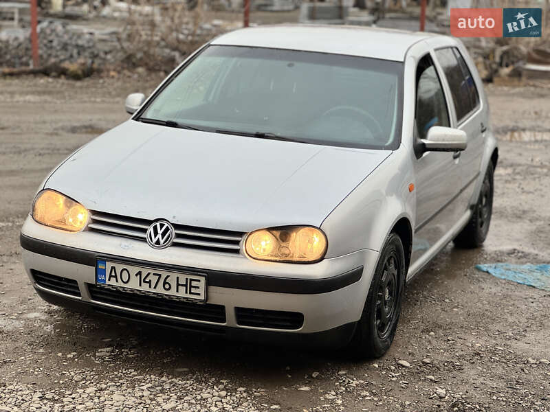 Volkswagen Golf 1998