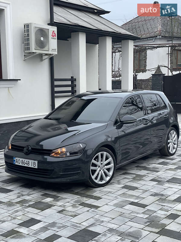 Volkswagen Golf 2014