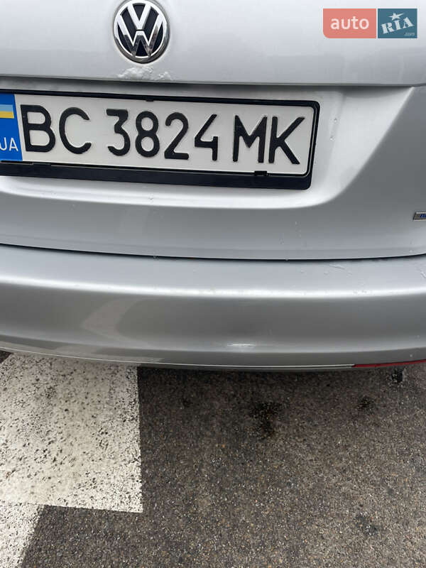 Універсал Volkswagen Golf 2011 в Львові