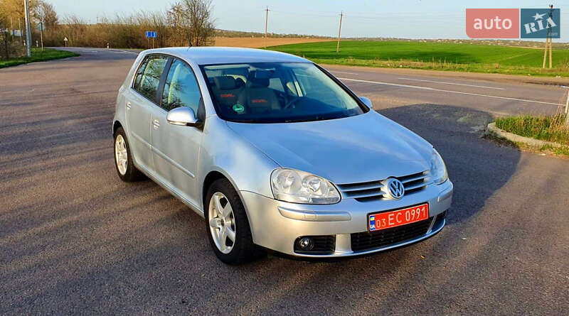 Хэтчбек Volkswagen Golf 2007 в Кропивницком