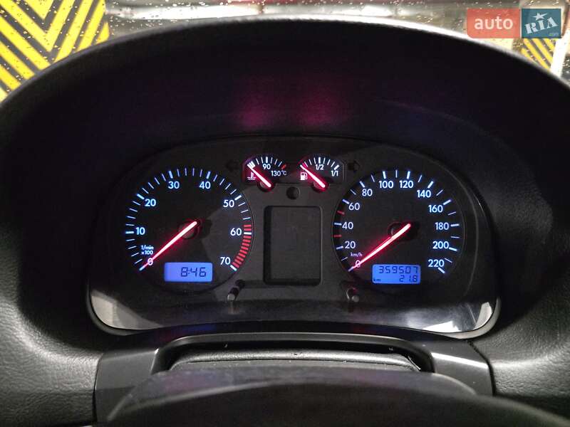 Хэтчбек Volkswagen Golf 1998 в Одессе