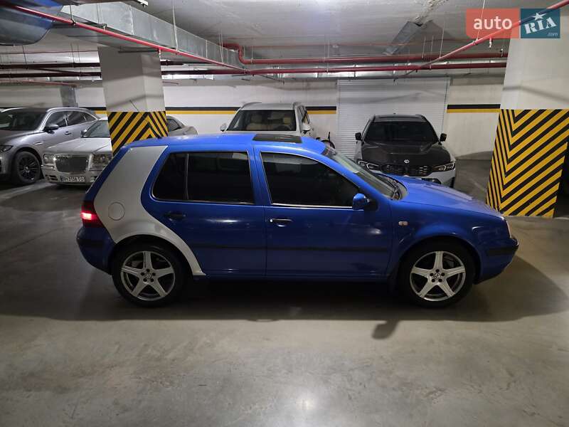 Хэтчбек Volkswagen Golf 1998 в Одессе