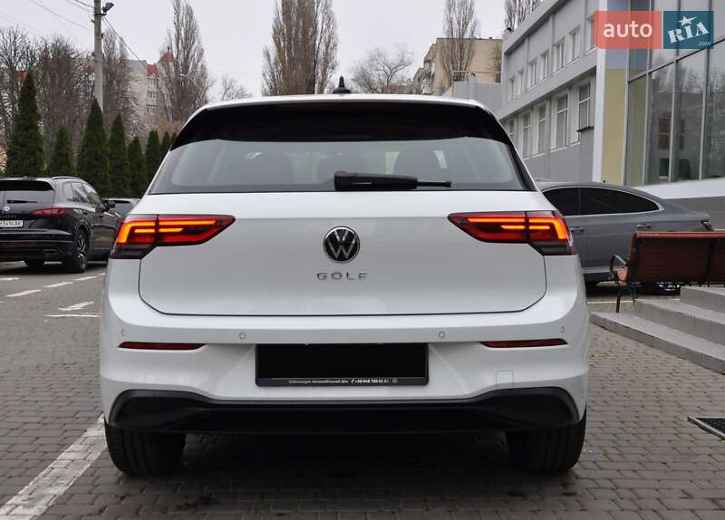 Хетчбек Volkswagen Golf 2022 в Одесі
