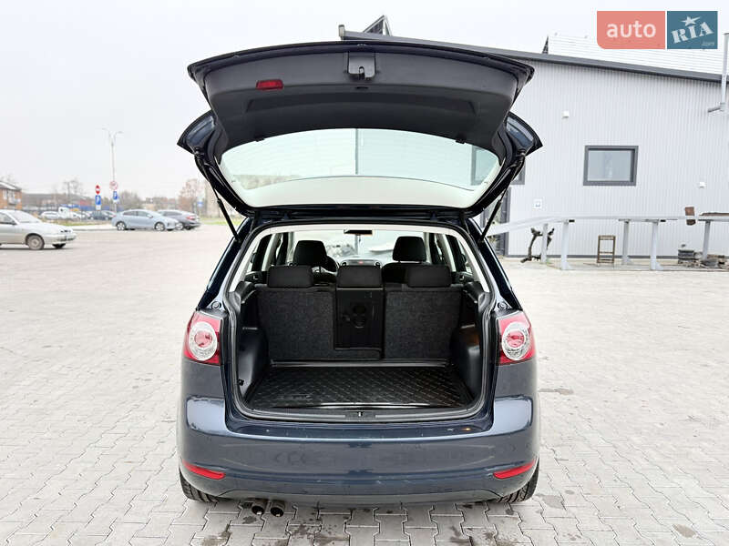 Хэтчбек Volkswagen Golf 2009 в Владимире
