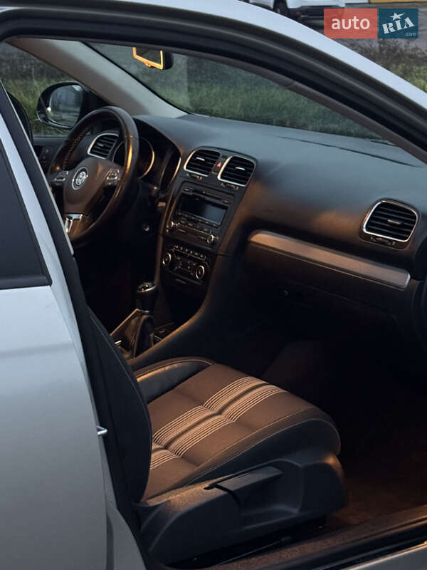 Универсал Volkswagen Golf 2012 в Черкассах