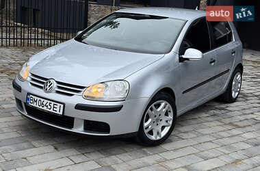 Хетчбек Volkswagen Golf 2005 в Охтирці