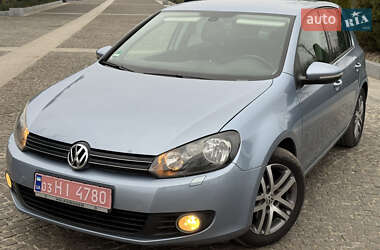 Хэтчбек Volkswagen Golf 2009 в Днепре
