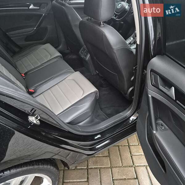 Универсал Volkswagen Golf 2015 в Черновцах фото 16 Универсал Volkswagen Golf 2015 в Черновцах