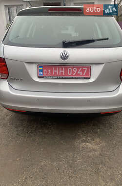Универсал Volkswagen Golf 2009 в Козине