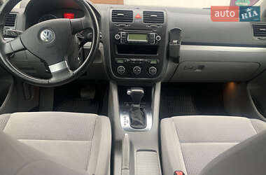 Универсал Volkswagen Golf 2009 в Козине