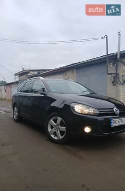 Универсал Volkswagen Golf 2011 в Костополе