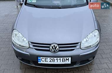 Хетчбек Volkswagen Golf 2007 в Вижниці