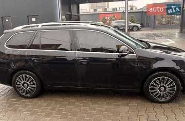 Универсал Volkswagen Golf 2011 в Яготине