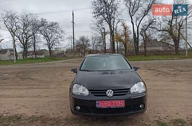 Хэтчбек Volkswagen Golf 2007 в Вознесенске
