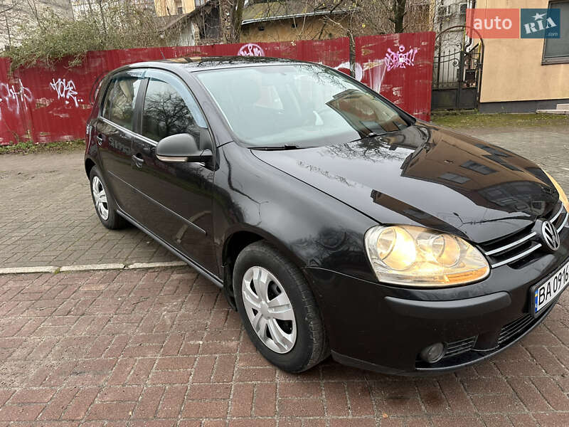 Хэтчбек Volkswagen Golf 2007 в Львове