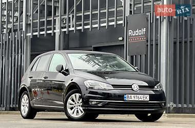 Хетчбек Volkswagen Golf 2019 в Києві