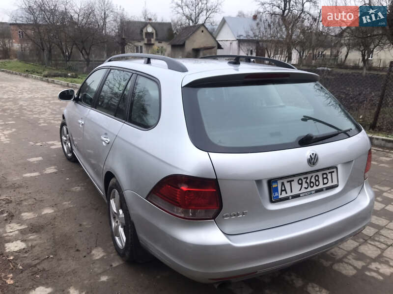 Універсал Volkswagen Golf 2010 в Львові