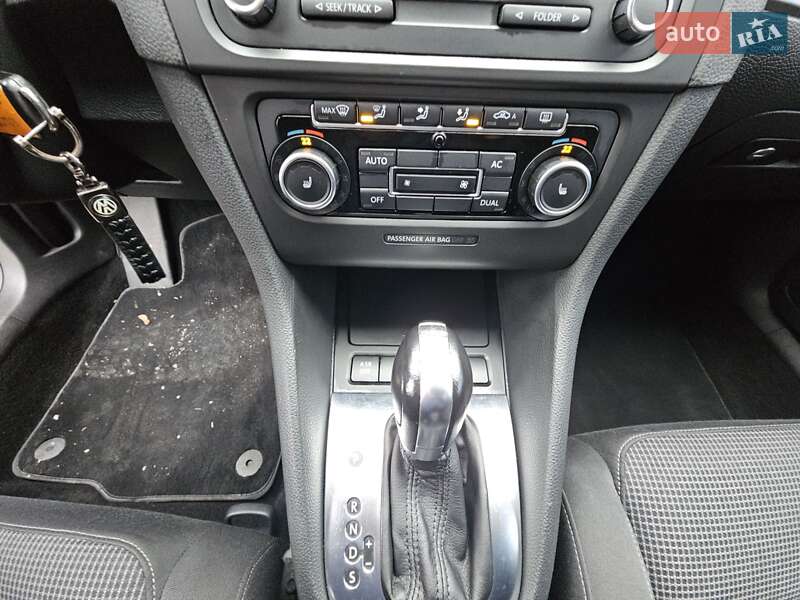 Хэтчбек Volkswagen Golf 2011 в Каменском фото 16 Хэтчбек Volkswagen Golf 2011 в Каменском