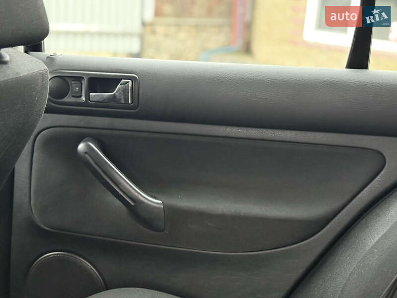 Хэтчбек Volkswagen Golf 2003 в Тернополе фото 29 Хэтчбек Volkswagen Golf 2003 в Тернополе