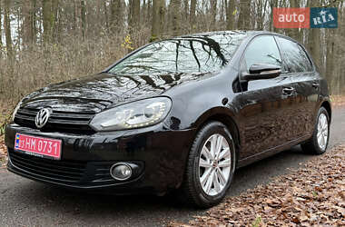 Хетчбек Volkswagen Golf 2012 в Ківерцях