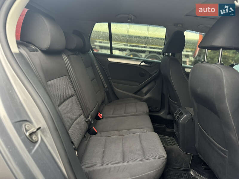 Хэтчбек Volkswagen Golf 2012 в Киеве фото 7 Хэтчбек Volkswagen Golf 2012 в Киеве