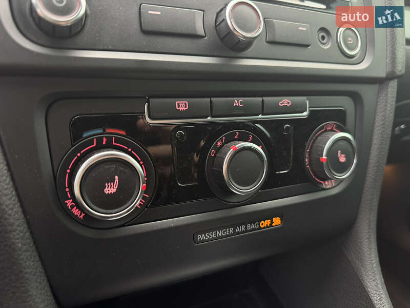 Хэтчбек Volkswagen Golf 2012 в Киеве фото 11 Хэтчбек Volkswagen Golf 2012 в Киеве