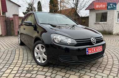 Хэтчбек Volkswagen Golf 2009 в Надворной